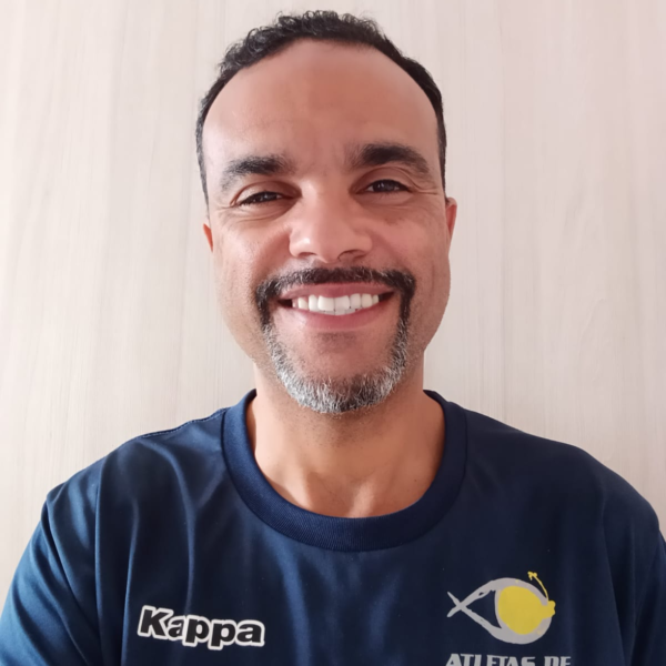 Adriano Araújo
